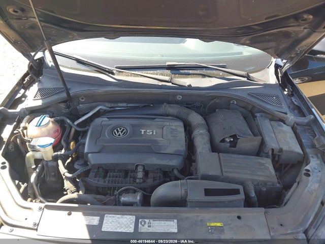 2016 Volkswagen Passat 1.8t Se მანქანა იყიდება აუქციონზე, vin: 1VWBT7A37GC050126, აუქციონის ნომერი: 46194644