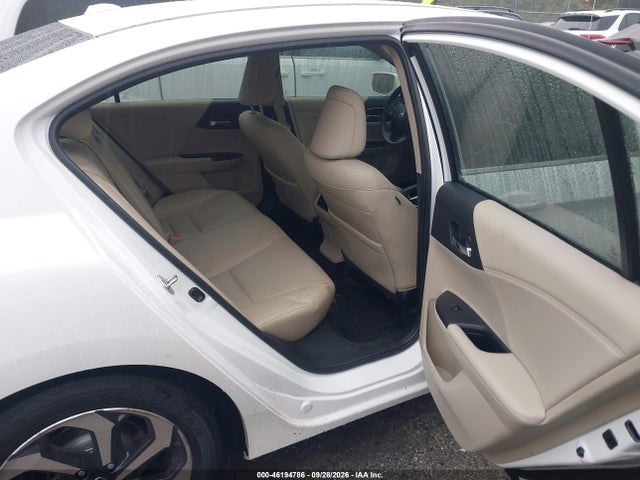 Продажа на аукционе авто 2017 Honda Accord Ex-l, vin: 1HGCR2F87HA207195, номер лота: 46194786