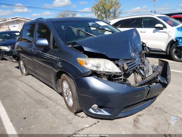 Продаж на аукціоні авто 2017 Toyota Sienna Xle 8 Passenger, vin: 5TDYZ3DC2HS773298, номер лоту: 46194795