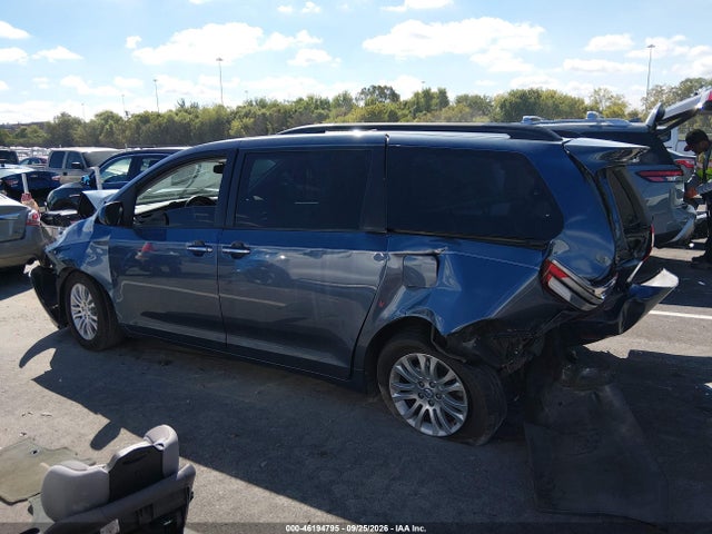 Продаж на аукціоні авто 2017 Toyota Sienna Xle 8 Passenger, vin: 5TDYZ3DC2HS773298, номер лоту: 46194795