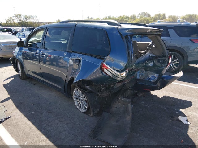 Продаж на аукціоні авто 2017 Toyota Sienna Xle 8 Passenger, vin: 5TDYZ3DC2HS773298, номер лоту: 46194795
