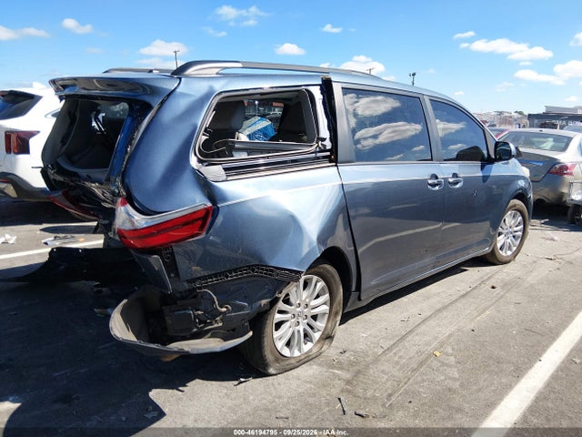 Продаж на аукціоні авто 2017 Toyota Sienna Xle 8 Passenger, vin: 5TDYZ3DC2HS773298, номер лоту: 46194795