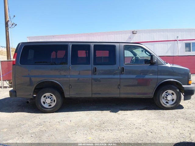 2017 Chevrolet Express 2500 Ls მანქანა იყიდება აუქციონზე, vin: 1GAWGEFF8H1301449, აუქციონის ნომერი: 46194849