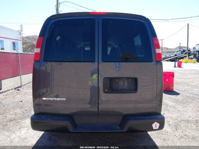 2017 Chevrolet Express 2500 Ls მანქანა იყიდება აუქციონზე, vin: 1GAWGEFF8H1301449, აუქციონის ნომერი: 46194849