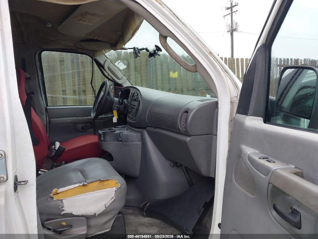 46194951 :رقم المزاد ، 1FBNE31L46DA71841 vin ، 2006 Ford E-350 Super Duty Chateau/xl/xlt مزاد بيع
