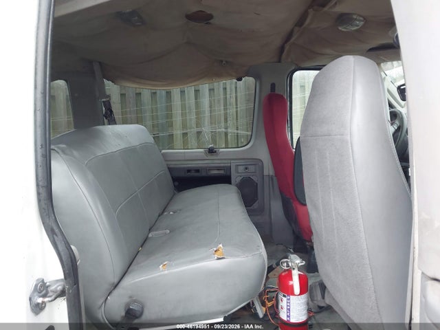 46194951 :رقم المزاد ، 1FBNE31L46DA71841 vin ، 2006 Ford E-350 Super Duty Chateau/xl/xlt مزاد بيع