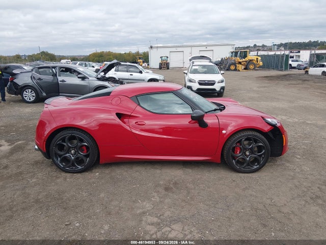 ZARBAAC47FM127636 Alfa Romeo 4c Launch Edition