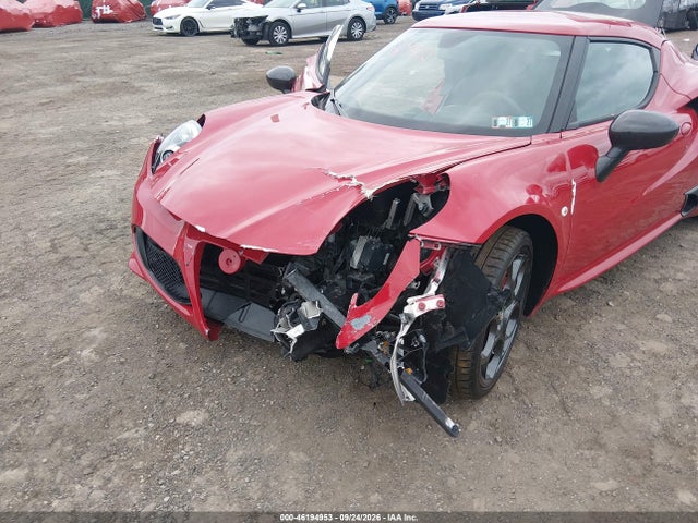 ZARBAAC47FM127636 Alfa Romeo 4c Launch Edition
