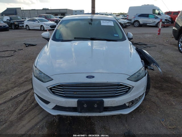 46194971 :رقم المزاد ، 3FA6P0HD4JR186212 vin ، 2018 Ford Fusion Se مزاد بيع