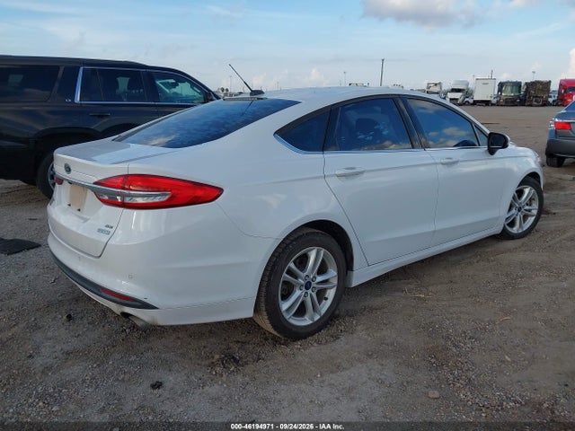 46194971 :رقم المزاد ، 3FA6P0HD4JR186212 vin ، 2018 Ford Fusion Se مزاد بيع