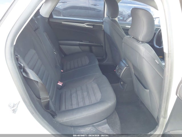 46194971 :رقم المزاد ، 3FA6P0HD4JR186212 vin ، 2018 Ford Fusion Se مزاد بيع