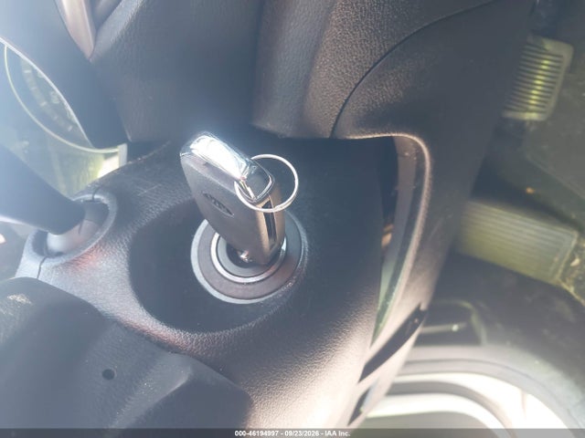 46194997 :رقم المزاد ، 3KPF24AD2KE081073 vin ، 2019 Kia Forte Lxs مزاد بيع