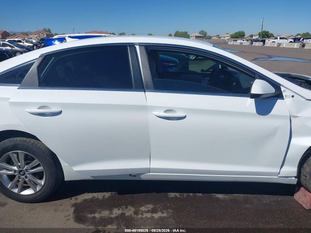 Hyundai SONATA SE 2017 5NPE24AF0HH452359 Image 12