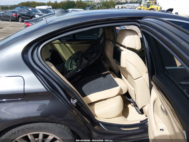 2013 Bmw 535i Xdrive მანქანა იყიდება აუქციონზე, vin: WBAFU7C51DDU73870, აუქციონის ნომერი: 46195056