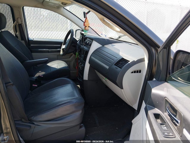 Продажа на аукционе авто 2010 Dodge Grand Caravan Se, vin: 2D4RN4DE6AR233090, номер лота: 46195069