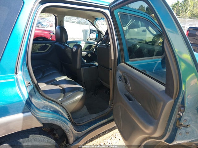 46195118 :رقم المزاد ، 4F2YZ06125KM09511 vin ، 2005 Mazda Tribute S مزاد بيع