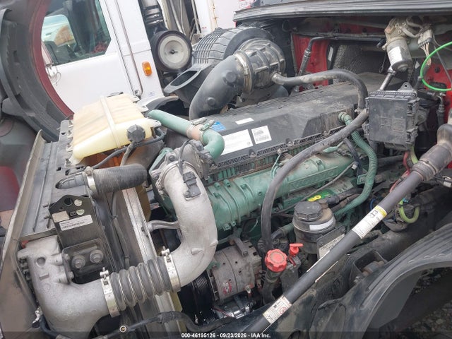 46195126 :رقم المزاد ، 4V4NC9EH6LN244652 vin ، 2020 Volvo Vnl مزاد بيع