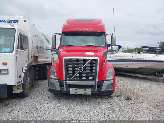 46195126 :رقم المزاد ، 4V4NC9EH6LN244652 vin ، 2020 Volvo Vnl مزاد بيع