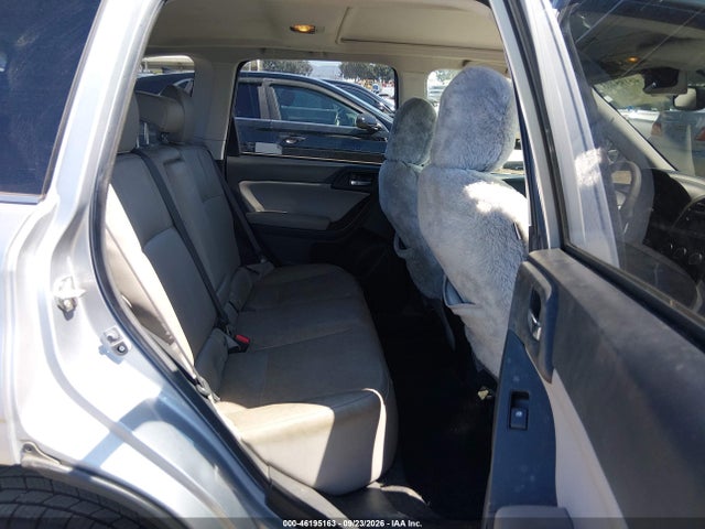 Subaru Forester 2.5i Limited 2014 JF2SJAHC2EH425658 Image 8