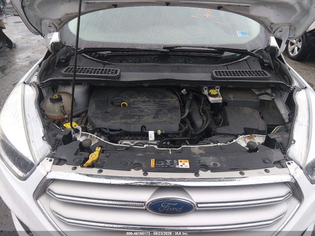 46195173 :رقم المزاد ، 1FMCU0GD6JUC90194 vin ، 2018 Ford Escape Se مزاد بيع
