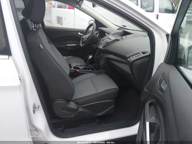 46195173 :رقم المزاد ، 1FMCU0GD6JUC90194 vin ، 2018 Ford Escape Se مزاد بيع