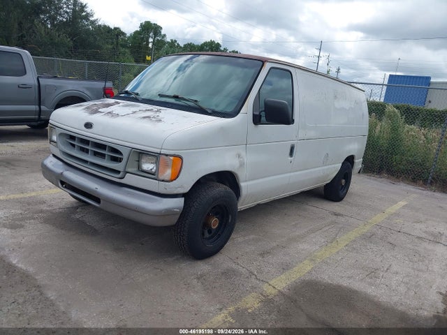 46195198 :رقم المزاد ، 1FTRE142X2HA66411 vin ، 2002 Ford E-150 Commercial/recreational مزاد بيع