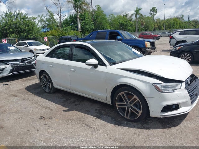 46195204 :رقم المزاد ، WAUAUGFFXLA103290 vin ، 2020 Audi A3 Premium 40 Tfsi Front-wheel Drive S Tronic مزاد بيع