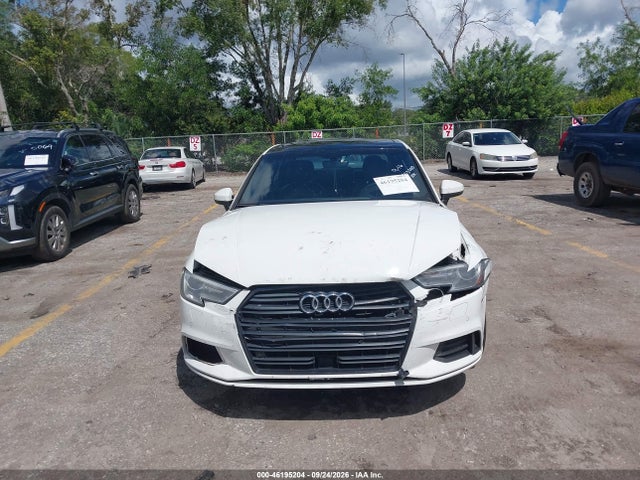 46195204 :رقم المزاد ، WAUAUGFFXLA103290 vin ، 2020 Audi A3 Premium 40 Tfsi Front-wheel Drive S Tronic مزاد بيع