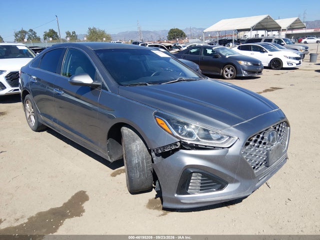 Hyundai SONATA SEL 2019 5NPE34AF8KH753045 головне зображення