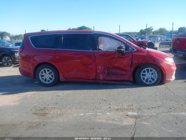 2025 Chrysler Pacifica Select მანქანა იყიდება აუქციონზე, vin: 2C4RC1BG6SR599591, აუქციონის ნომერი: 46195214