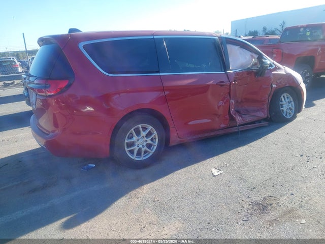 2025 Chrysler Pacifica Select მანქანა იყიდება აუქციონზე, vin: 2C4RC1BG6SR599591, აუქციონის ნომერი: 46195214