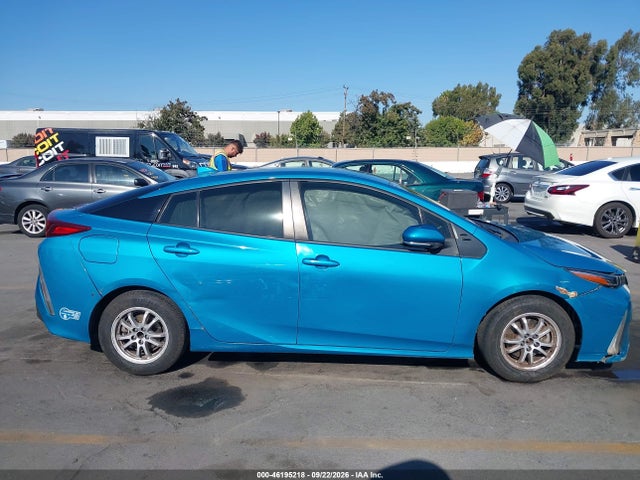 Продаж на аукціоні авто 2021 Toyota Prius Prime Xle, vin: JTDKAMFP3M3174182, номер лоту: 46195218