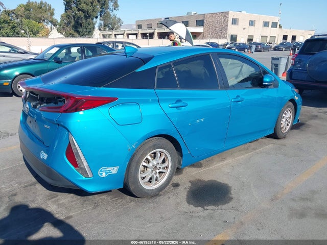 Продаж на аукціоні авто 2021 Toyota Prius Prime Xle, vin: JTDKAMFP3M3174182, номер лоту: 46195218