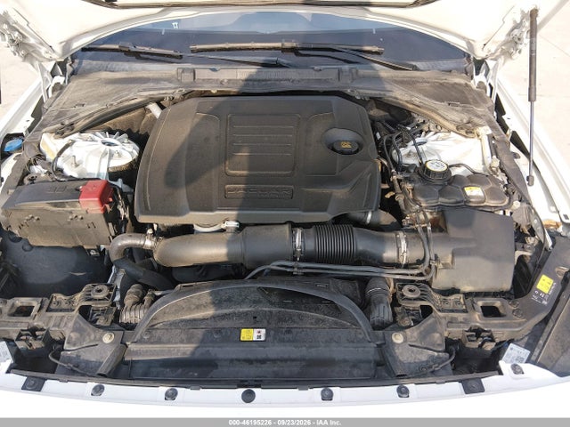 Jaguar Xe 25t 2018 SAJAR4FX9JCP27838 Image 10