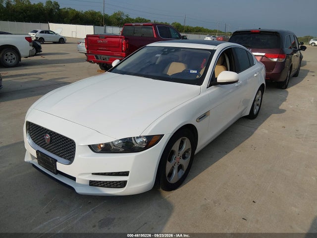 Jaguar Xe 25t 2018 SAJAR4FX9JCP27838 Image 6