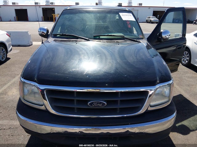 46195230 :رقم المزاد ، 1FTRW07L62KA10352 vin ، 2002 Ford F-150 Lariat/xlt مزاد بيع