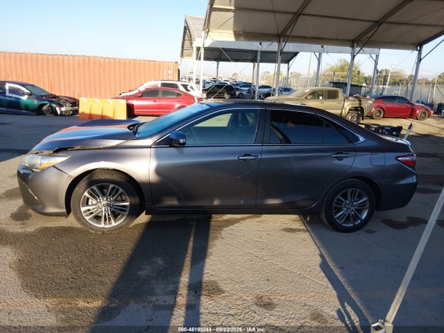 46195244 :رقم المزاد ، 4T1BF1FK2HU359131 vin ، 2017 Toyota Camry Se مزاد بيع