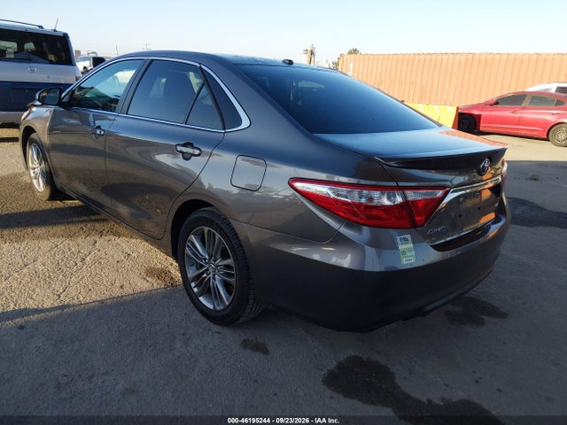 46195244 :رقم المزاد ، 4T1BF1FK2HU359131 vin ، 2017 Toyota Camry Se مزاد بيع