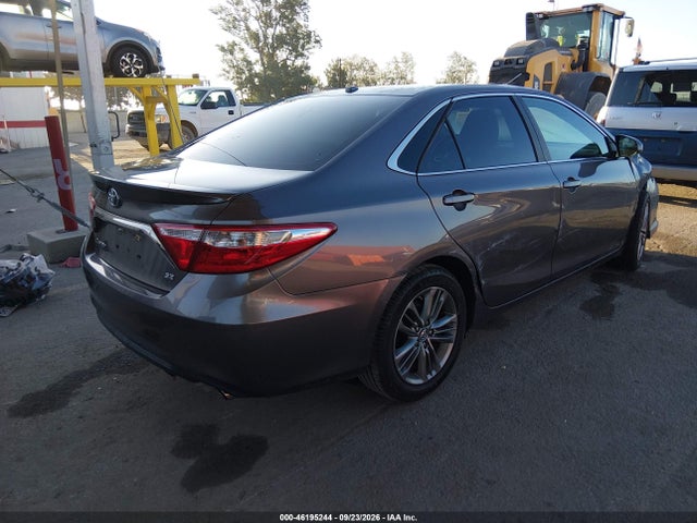 46195244 :رقم المزاد ، 4T1BF1FK2HU359131 vin ، 2017 Toyota Camry Se مزاد بيع