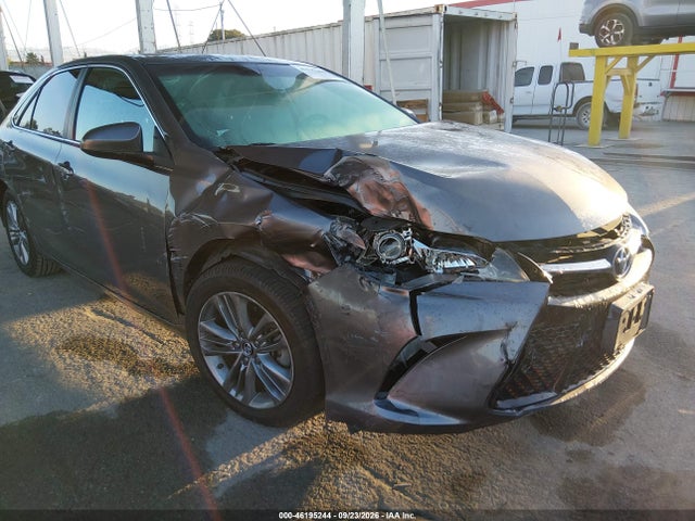 46195244 :رقم المزاد ، 4T1BF1FK2HU359131 vin ، 2017 Toyota Camry Se مزاد بيع