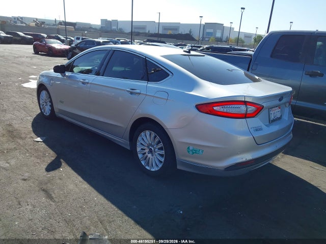 2015 Ford Fusion Energi Se Luxury მანქანა იყიდება აუქციონზე, vin: 3FA6P0PU4FR105802, აუქციონის ნომერი: 46195251