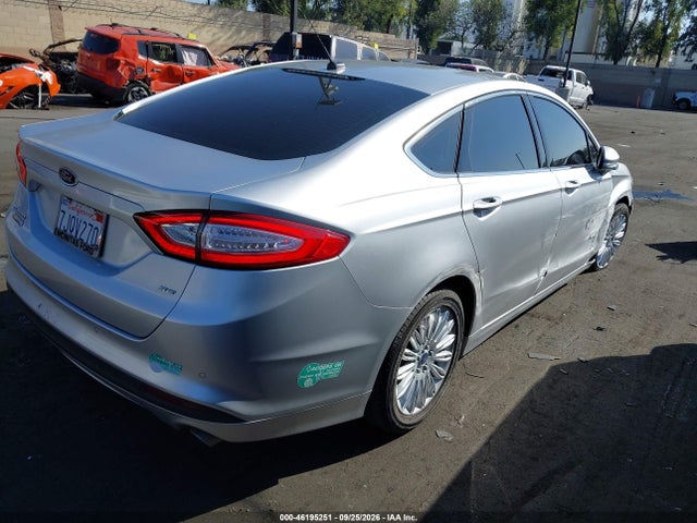 2015 Ford Fusion Energi Se Luxury მანქანა იყიდება აუქციონზე, vin: 3FA6P0PU4FR105802, აუქციონის ნომერი: 46195251