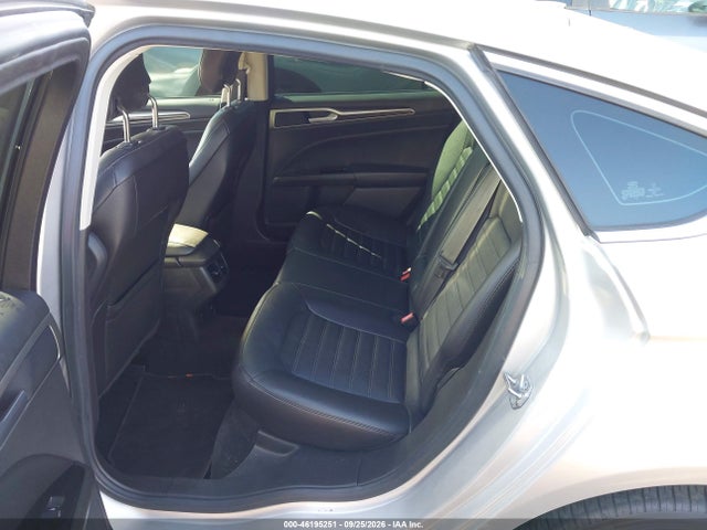 2015 Ford Fusion Energi Se Luxury მანქანა იყიდება აუქციონზე, vin: 3FA6P0PU4FR105802, აუქციონის ნომერი: 46195251