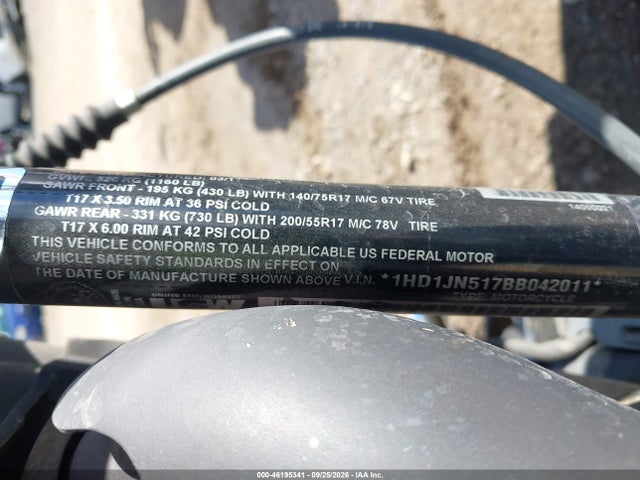 46195341 :رقم المزاد ، 1HD1JN517BB042011 vin ، 2011 Harley-davidson Flstfb مزاد بيع