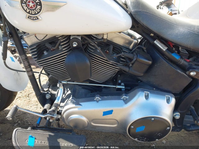 46195341 :رقم المزاد ، 1HD1JN517BB042011 vin ، 2011 Harley-davidson Flstfb مزاد بيع