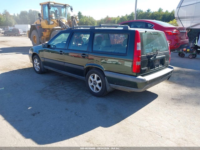 1998 Volvo V70 Awd მანქანა იყიდება აუქციონზე, vin: YV1LZ5647W2477736, აუქციონის ნომერი: 46195469