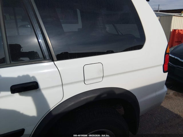 46195566 :رقم المزاد ، JA4MT31H5YP026220 vin ، 2000 Mitsubishi Montero Sport Ls/xls مزاد بيع