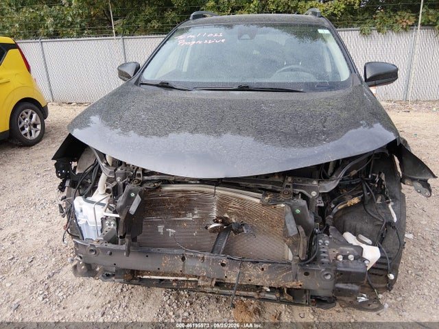 2017 Toyota Rav4 Le მანქანა იყიდება აუქციონზე, vin: JTMBFREV8HJ147477, აუქციონის ნომერი: 46195573