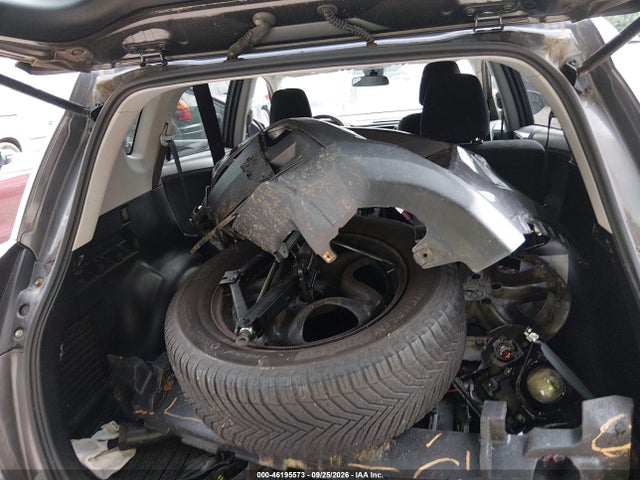 2017 Toyota Rav4 Le მანქანა იყიდება აუქციონზე, vin: JTMBFREV8HJ147477, აუქციონის ნომერი: 46195573