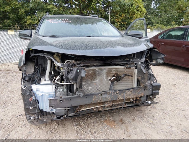 2017 Toyota Rav4 Le მანქანა იყიდება აუქციონზე, vin: JTMBFREV8HJ147477, აუქციონის ნომერი: 46195573